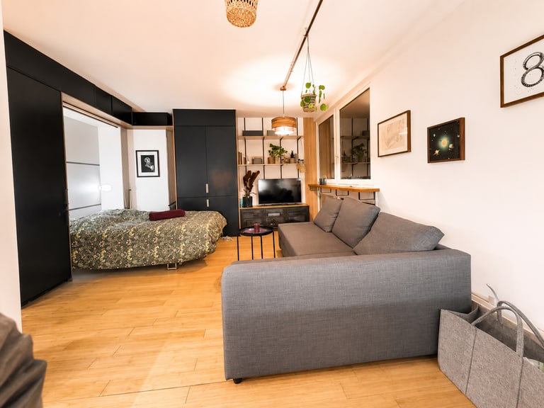 Salon avec cheminée, après optimisation